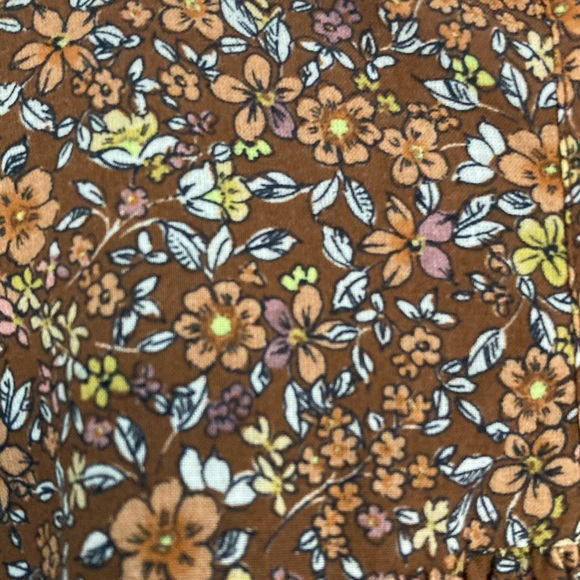 Oak Meadow Smock Dress in Hazelwood - Picture 3 of 6